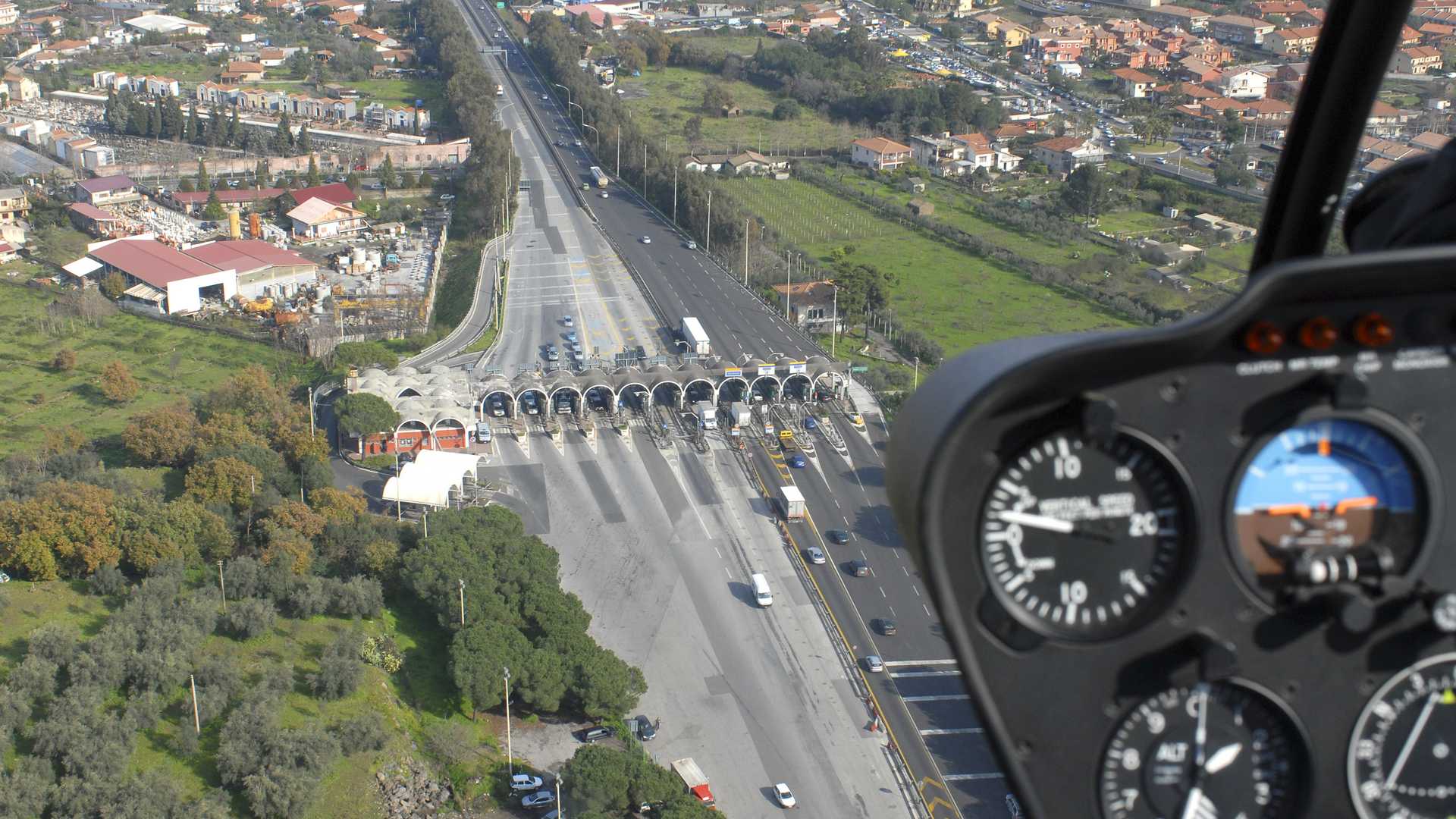 Contatti Metamorfosi flying - Richiedi preventivo per servizi aerei